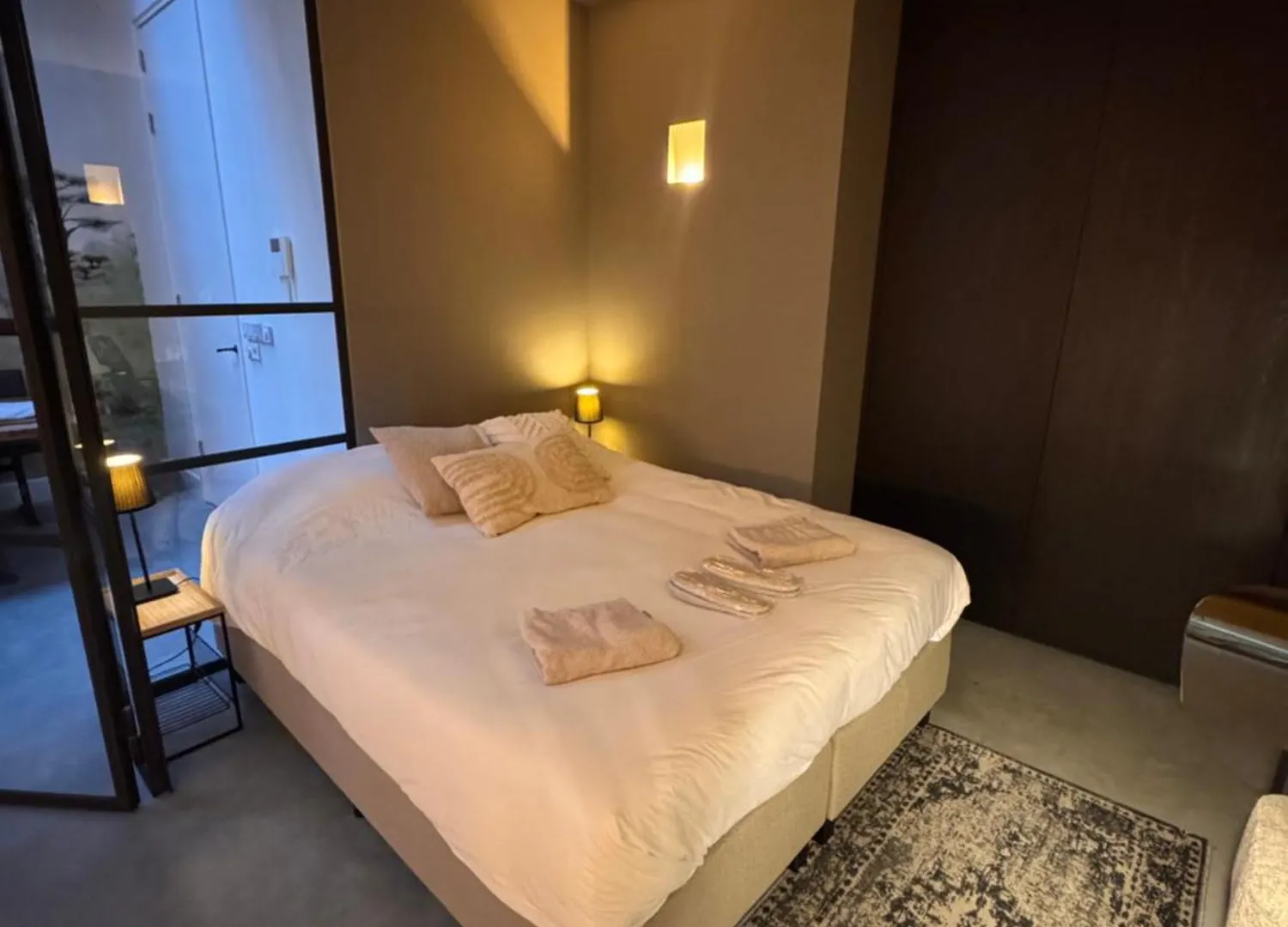Luxe Gemeubileerd Appartement Eindhoven Lägenhet